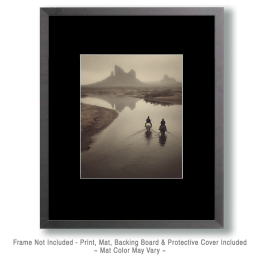 Caminando Río Arriba - Black & White Southwestern Style Art